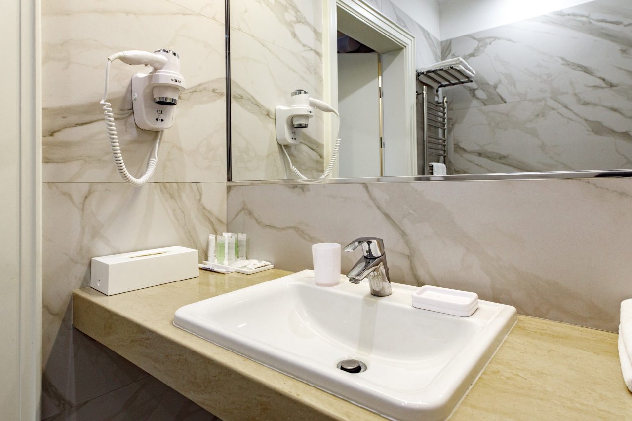 Двухместный (С 1 кроватью или 2 отдельными кроватями и собственной ванной комнатой), Гостевой дом Усадьба Веранда