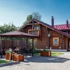 Сад, Гостевой дом Усадьба Веранда