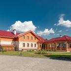 Сад, Гостевой дом Усадьба Веранда