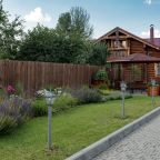 Сад, Гостевой дом Усадьба Веранда