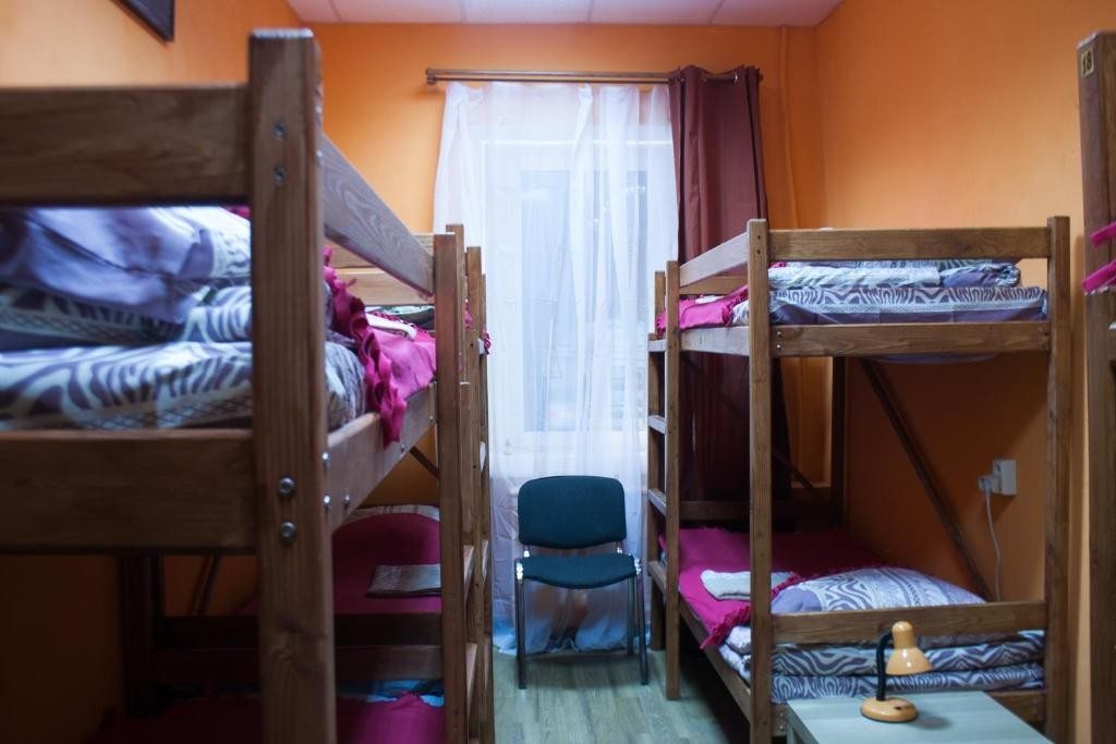 Номер (Спальное место на двухъярусной кровати в общем номере для мужчин) хостела На Соборной, Рязань