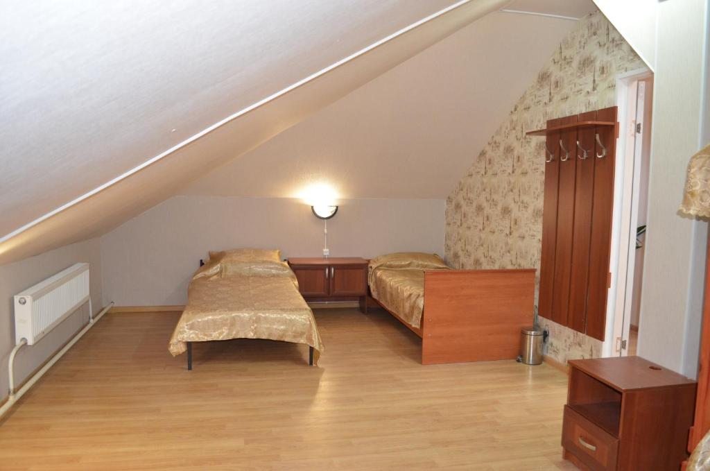 Номер (Односпальная кровать в общем номере для женщин) отеля На Прусской, 8, Великий Новгород