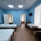 Трехкомнатный пятиместный номер с общей ванной комнатой