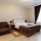 Апартаменты (Двухместные апартаменты с дополнительны спальным местом), Гостевой дом Константа