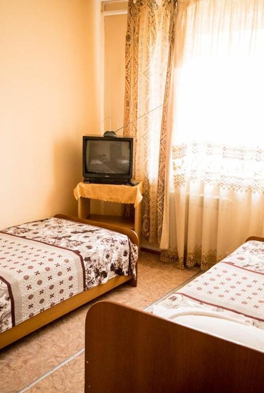 Трехместный (Трехместный номер) гостиницы Улисс, Владивосток