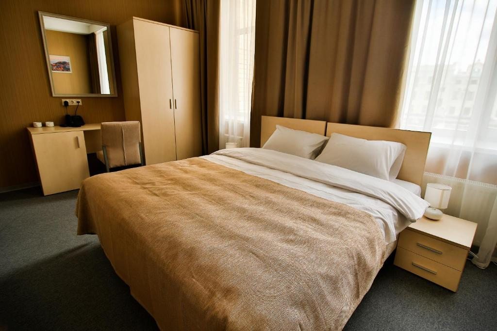 Двухместный (Улучшенный двухместный номер с 1 кроватью) отеля Парк Отель, Казань