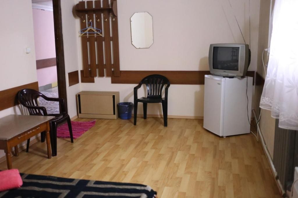 Двухместный (Двухместный номер с 1 кроватью и общим туалетом) гостевого дома Атлант, Владивосток