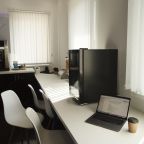 Коворкинг-пространство, расположено в соседнем здании нашего хостела. Удобные рабочие места., Отель Элиза БонАпарт