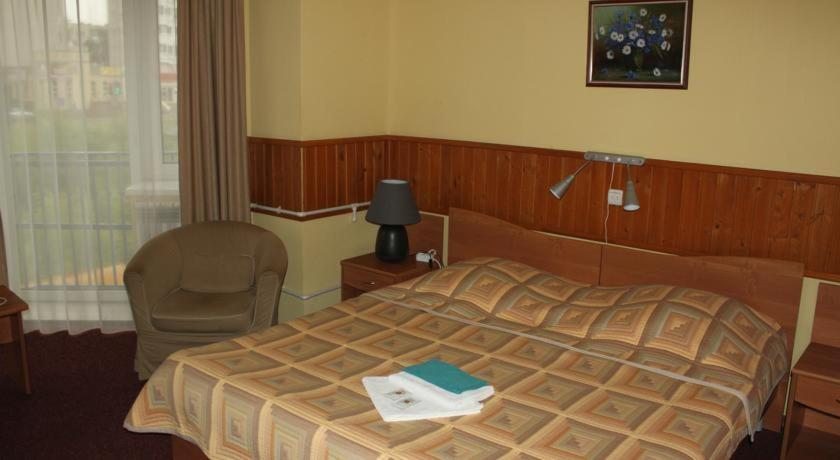 Двухместный (Двухместный номер с 1 кроватью или 2 отдельными кроватями) отеля Центр 300, Саров