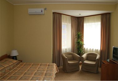 Двухместный (Улучшенный двухместный номер с 1 кроватью или 2 отдельными кроватями) отеля Центр 300, Саров