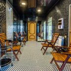 Крытый плавательный бассейн, Отель Бруель