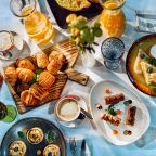 Завтрак "шведский стол" с 7:00 до 10:30