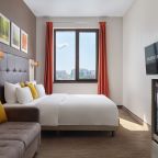 Двухместный (Улучшенный, С кроватью размера "king-size"), Гостиница Golden Tulip Krasnodar