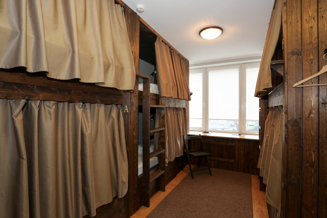 Шестиместный (Кровать в шестиместном номере с душем и санузлом) хостела KD, Калининград