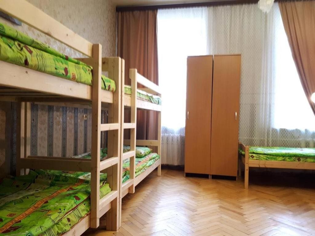Номер (Кровать в общем 8-местном номере для мужчин и женщин) гостевого дома Avenir, Санкт-Петербург