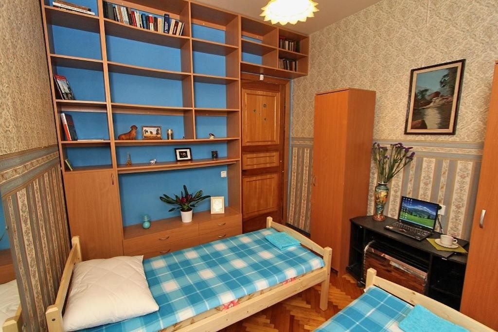 Двухместный (Небольшой двухместный номер с 2 отдельными кроватями) гостевого дома Avenir, Санкт-Петербург
