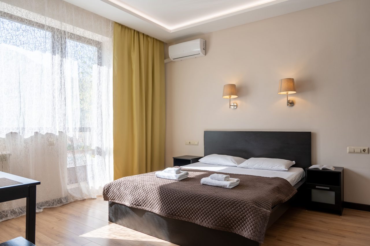 Двухместный (Комфорт с видом на горы), Гостевой комплекс с баней ВВЕРХ