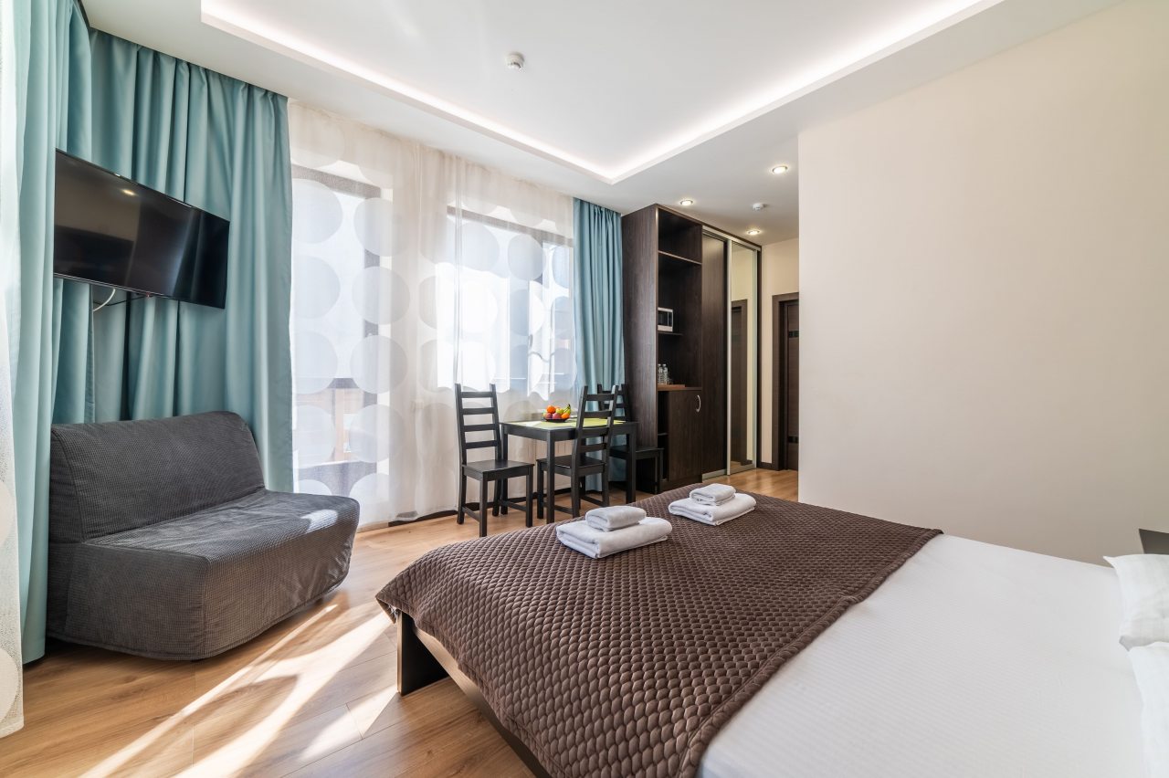 Трехместный (Вид на горы и балкон), Гостевой комплекс с баней ВВЕРХ