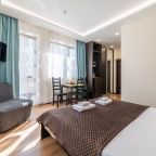 Трехместный (Вид на горы и балкон), Гостевой комплекс с баней ВВЕРХ