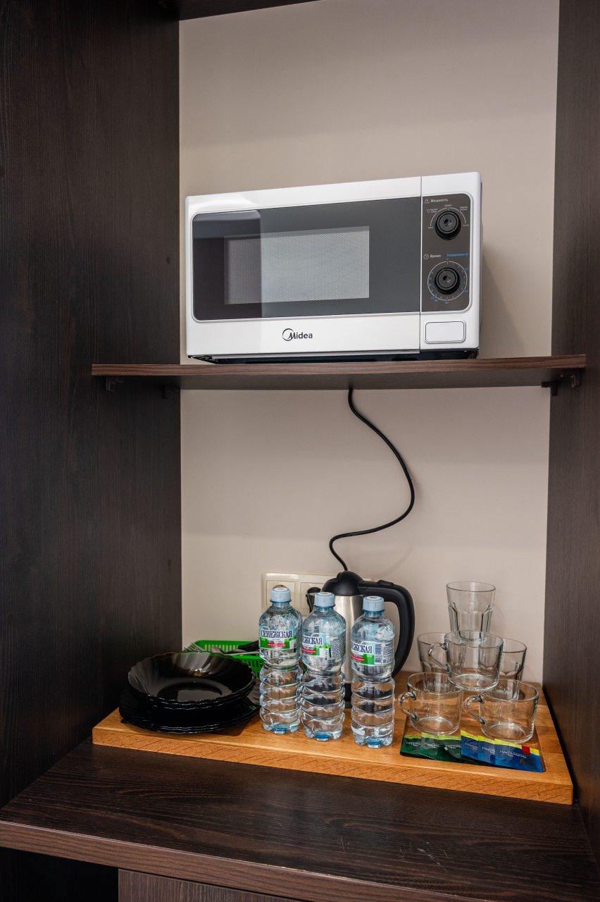 Трехместный (Вид на горы и балкон), Гостевой комплекс с баней ВВЕРХ