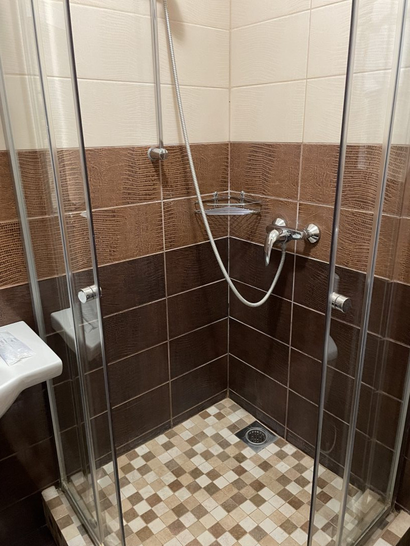 Собственная ванная комната, Мини-отель John Gold