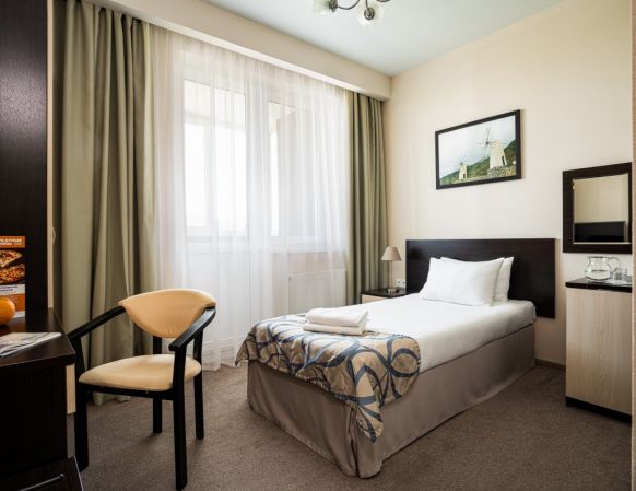 Фотография номера гостиницы Бархатные Сезоны Спортивный Квартал