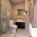 Двухместный (С 1 кроватью и балконом), Moon Hotel