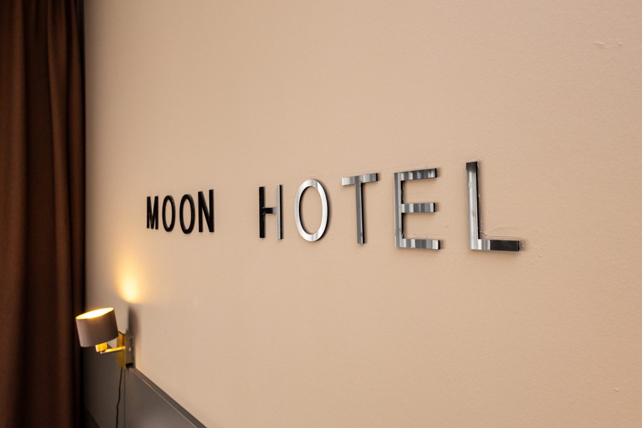 Двухместный (С 1 кроватью и балконом), Moon Hotel