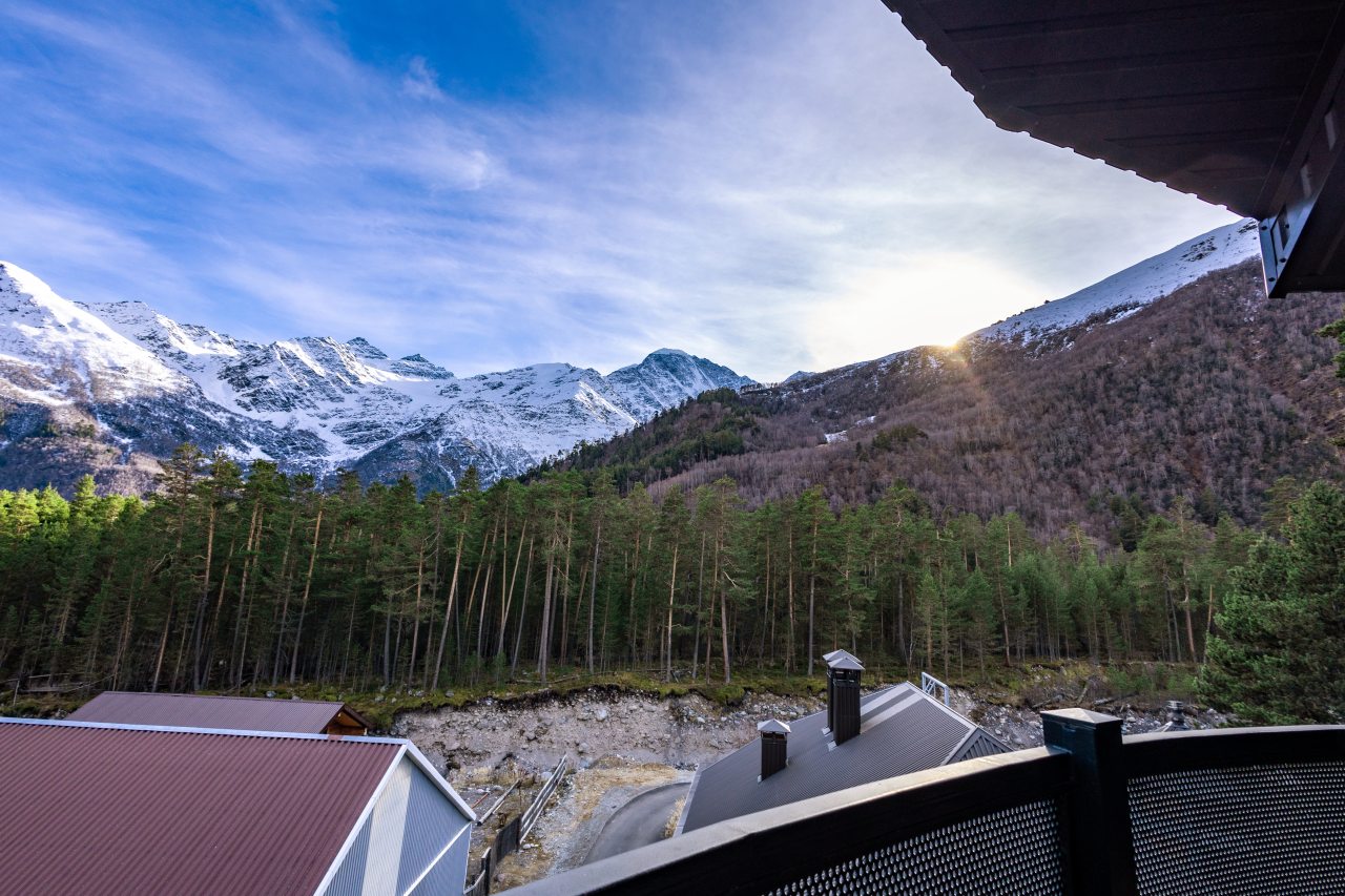 Сьюит (Полулюкс с балконом), Moon Hotel