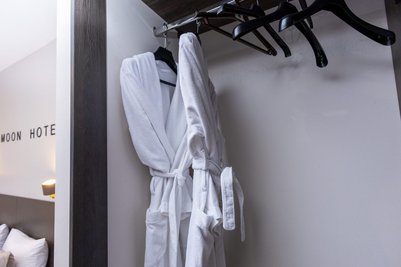 Сьюит (Полулюкс с балконом), Moon Hotel