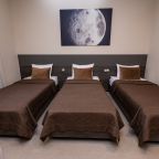 Трехместный (С видом на горы), Moon Hotel