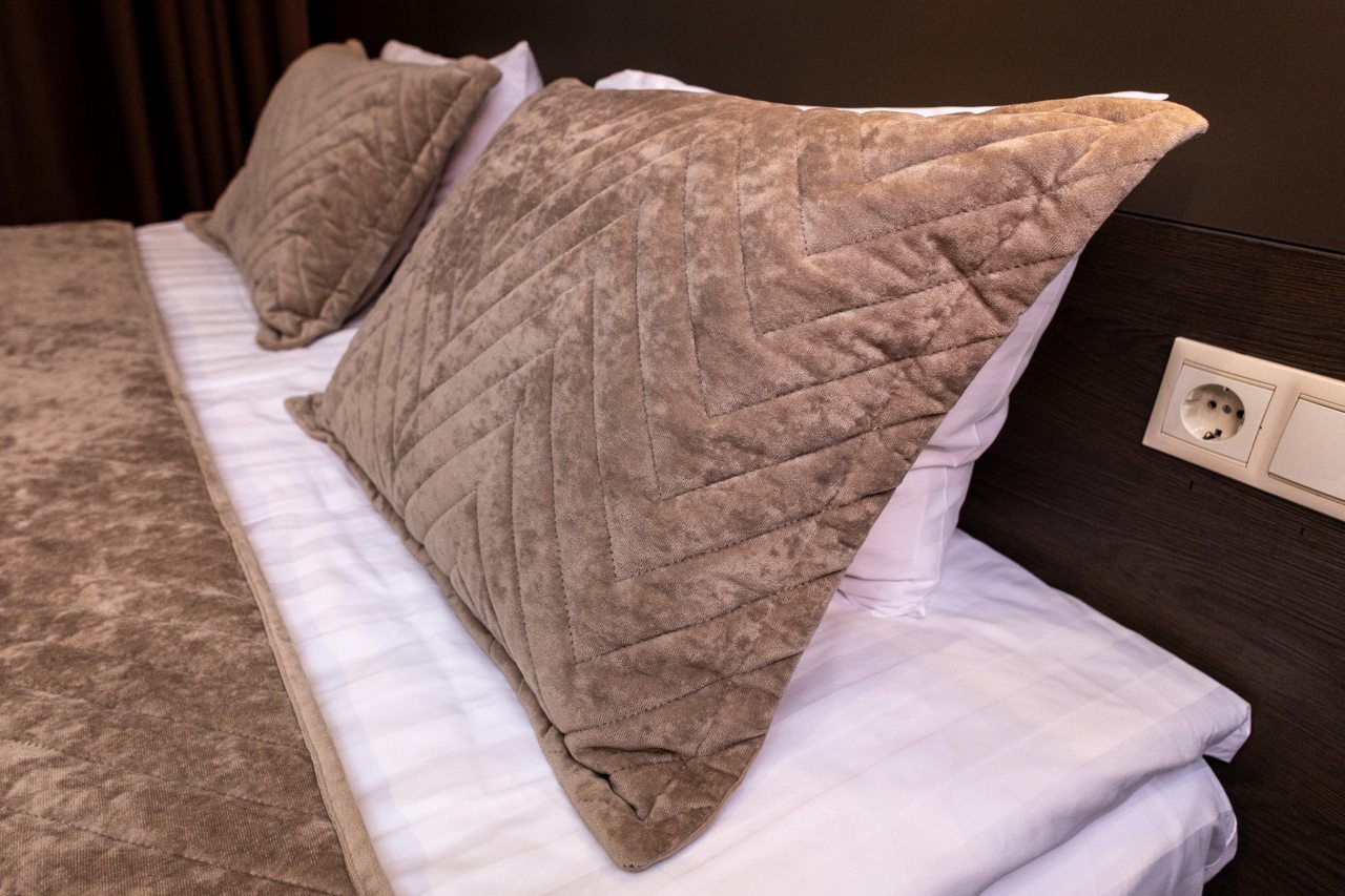 Сьюит (Люкс с кроватью размера «king-size» и балконом), Moon Hotel