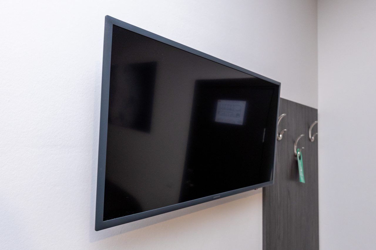 Семейный (Трехместный с одной большой и одной односпальной кроватями), Moon Hotel