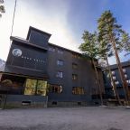 Парковка, Moon Hotel