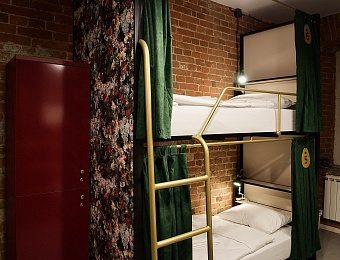 Четырехместный (Кровать в общем 4-местном номере для мужчин и женщин) хостела Strawberry Duck Moscow, Москва
