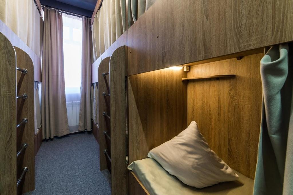Номер (Спальное место на двухъярусной кровати в общем номере для мужчин) хостела НОРА, Южно-Сахалинск
