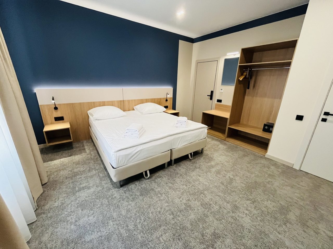 De Luxe (С собственной терассой), Отель Млечный путь