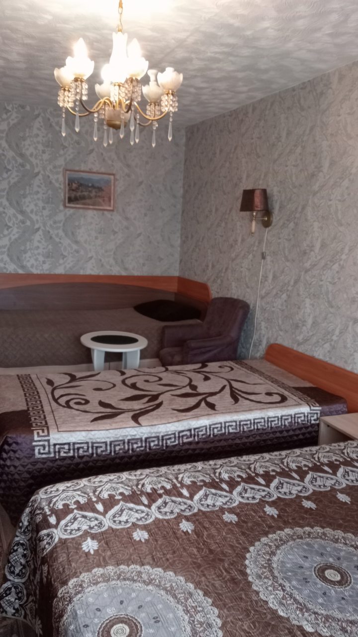 Трехместный (Стандарт), Меблированные комнаты Ваш дом