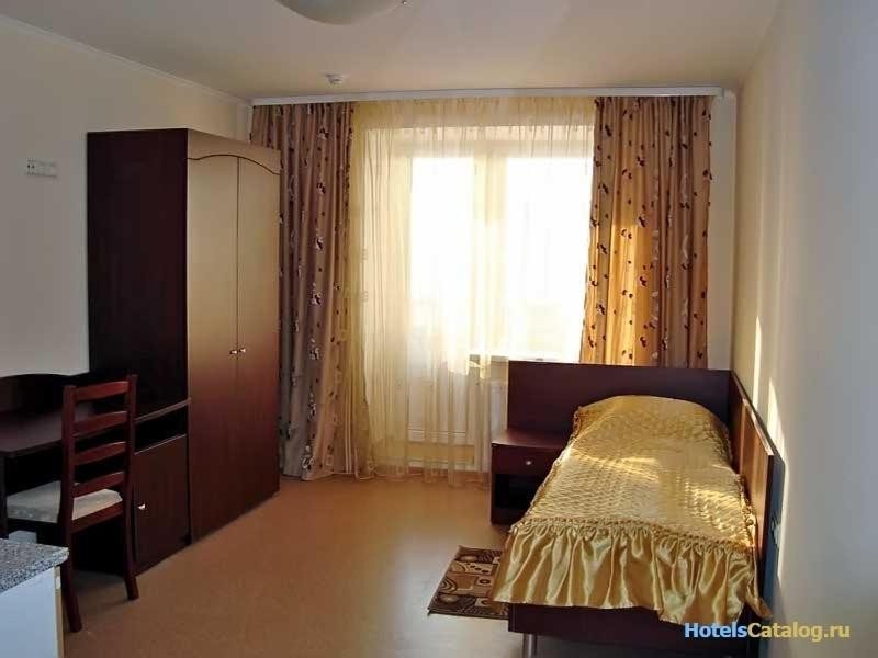 Двухместный (Двухместный номер с 2 отдельными кроватями и душем) отеля Северная, Санкт-Петербург