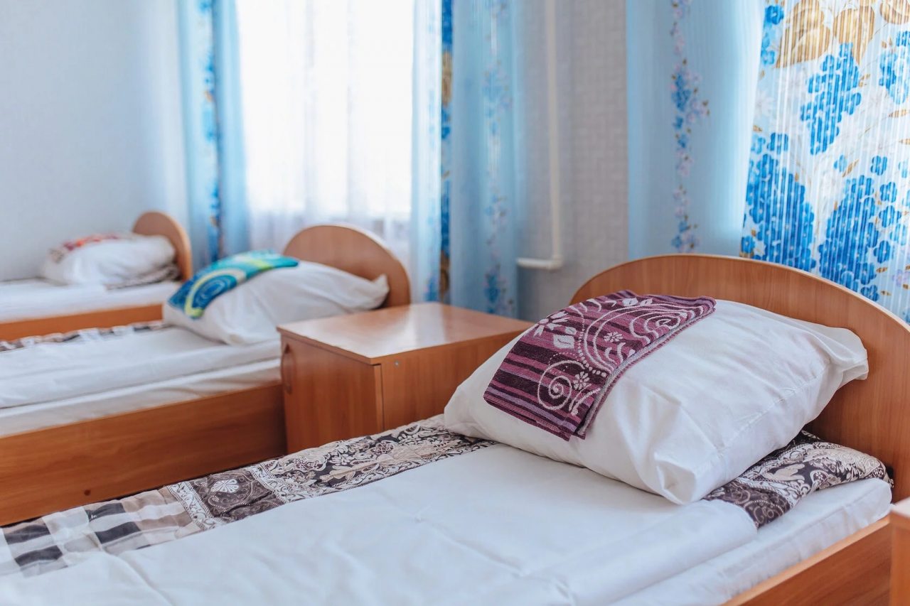 Пятиместный (Общий номер для мужчин и женщин) гостиничного комплекса Онежский, Медвежьегорск