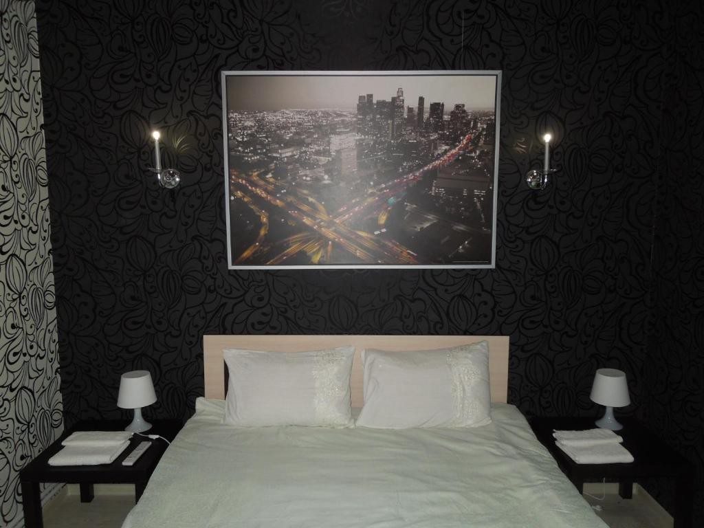 Сьюит (Улучшенный люкс с кроватью размера «king-size») отеля Five Stars Hotel, Серов