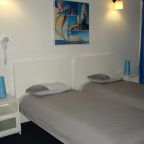 Двухместный (Эконом, Twin с фальш-окном), Мини-отель Кипарис