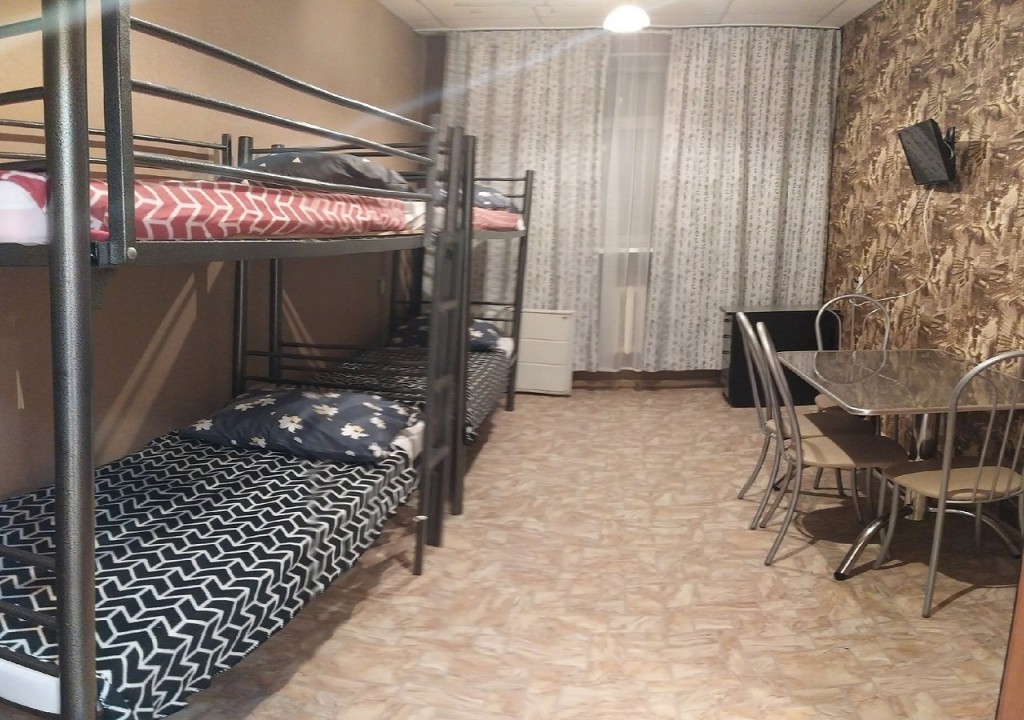Четырехместный (С двухъярусными кроватями и удобствами на этаже) гостиницы Эконом, Пермь