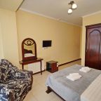 Трехместный (Комфорт 3-местный), Отель Villa Classic
