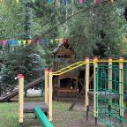 Детская площадка, Турбаза На Ватоме