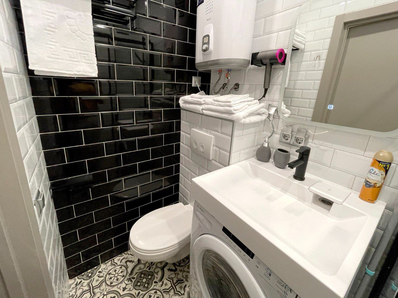 Люкс (Люкс 304), Отель Стромынка