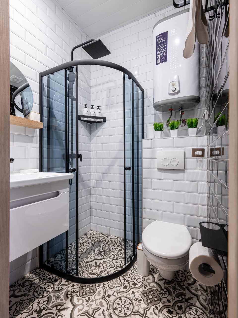 Люкс (Люкс 309), Отель Стромынка