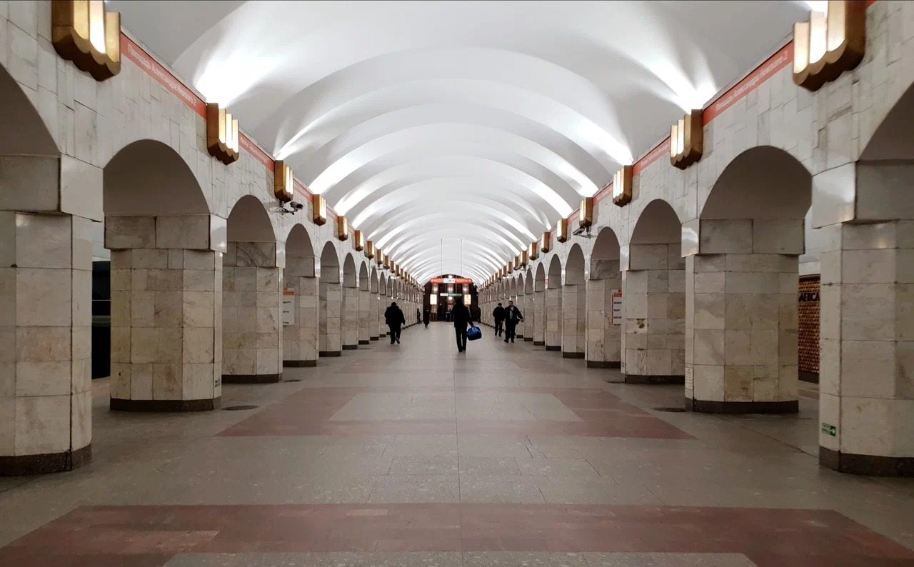 Станция метро Площадь Александра Невского в 5 минутах