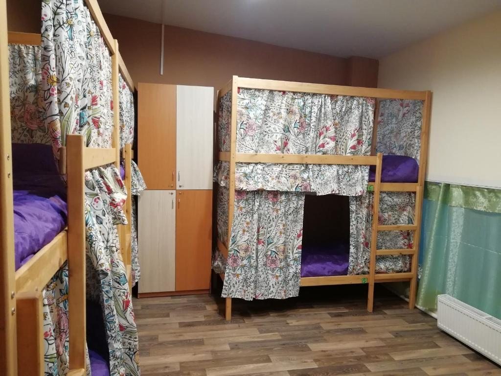 Номер (Спальное место на двухъярусной кровати в общем номере для женщин) хостела Полянка, Северодвинск