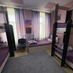 Четырехместный Женский (Койко-место в общем номере), Хостел День и Ночь